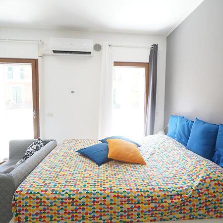 Apartamento Central Modern Studio Bari Exterior foto